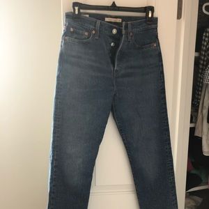 NWOT Levi’s Premium Denim Wedgie Straight Jeans
